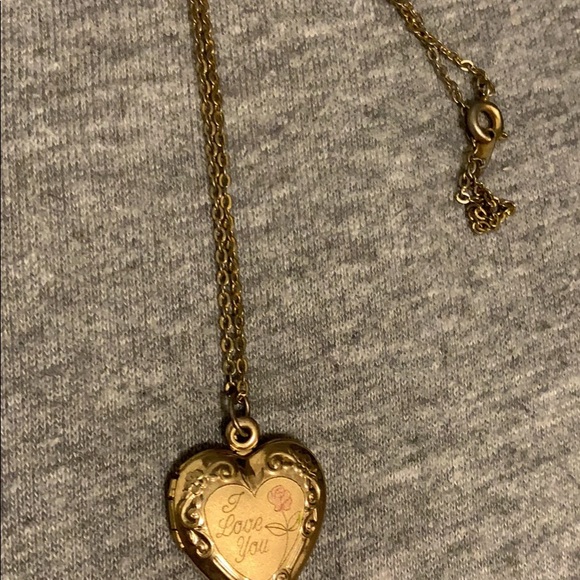 Jewelry - Picture 8 of 8